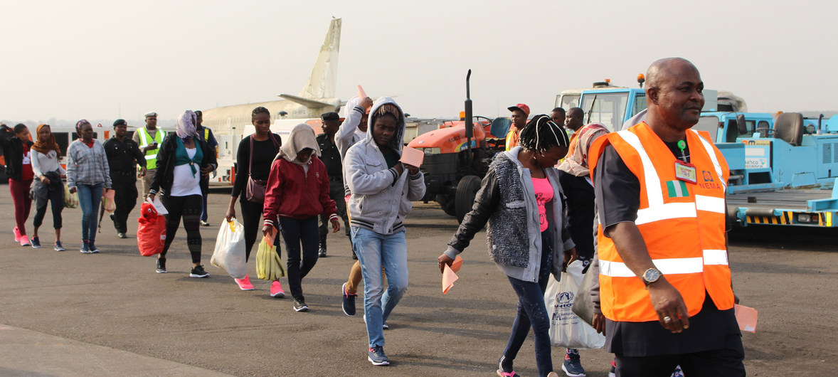 IOM: Nigerian migrants stranded in Libya arrive in Lagos as part of IOM’s voluntary return and reintegration programme. 14 February 2017.